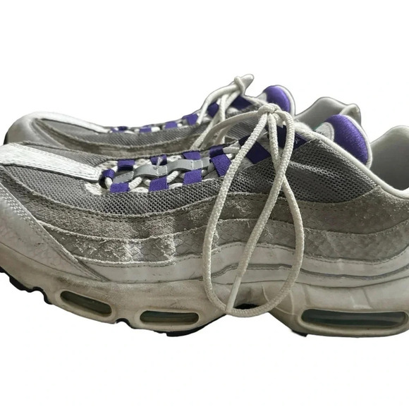 Size 11.5 -‎ Nike Air Max 95 WM White